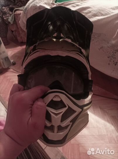 Мотошлем кроссовый бу