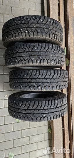 Bridgestone Ice Cruiser 7000S 14
