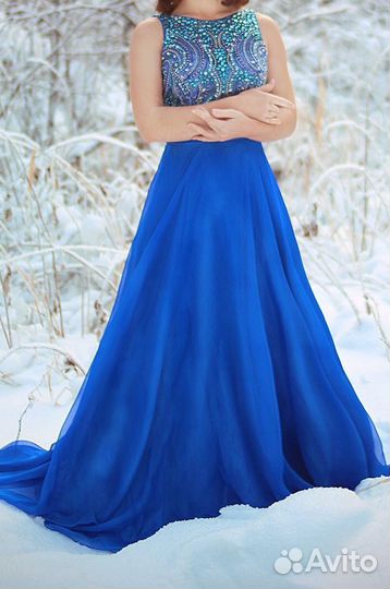 Вечернее платье