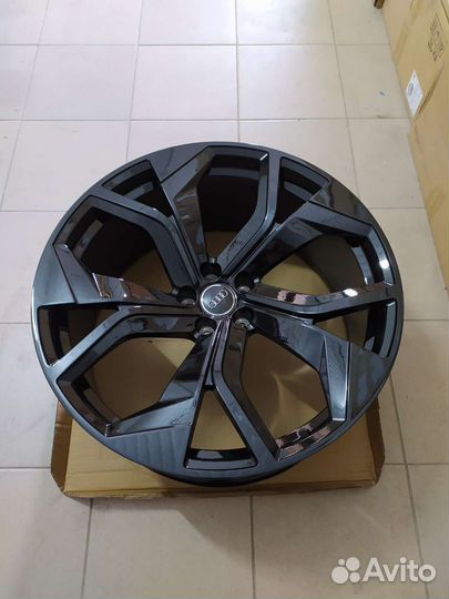 R22/5*112 Audi Q8RS, Q7, Q5, A8, VW Touareg