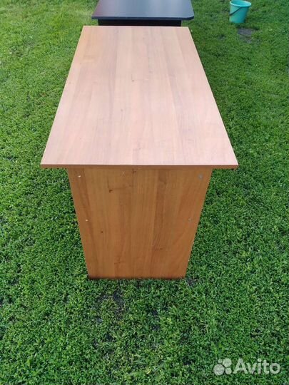 Столы и стулья для офиса и школы