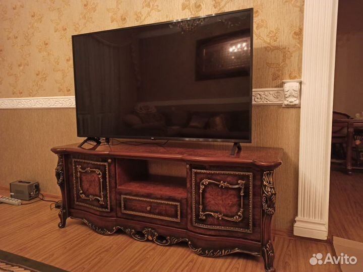 Тумба под тв