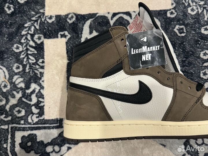 Nike Air Jordan 1 High Travis Scott Dark Mocha