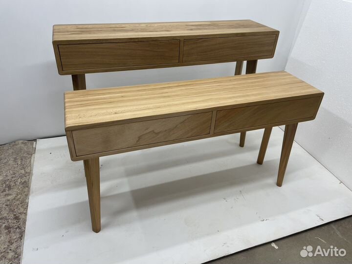 Консоль из массива бука дуба