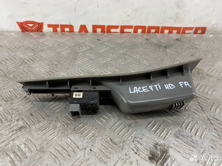 Накладка кнопка стеклоподъемника Шевроле Лачетти