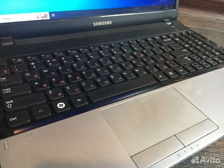 Samsung np300e5a (i3, gt520mx)