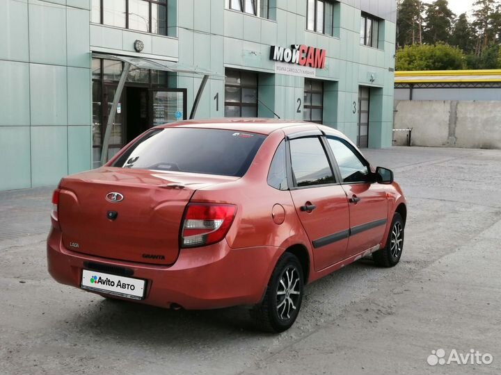 LADA Granta 1.6 МТ, 2013, 223 000 км