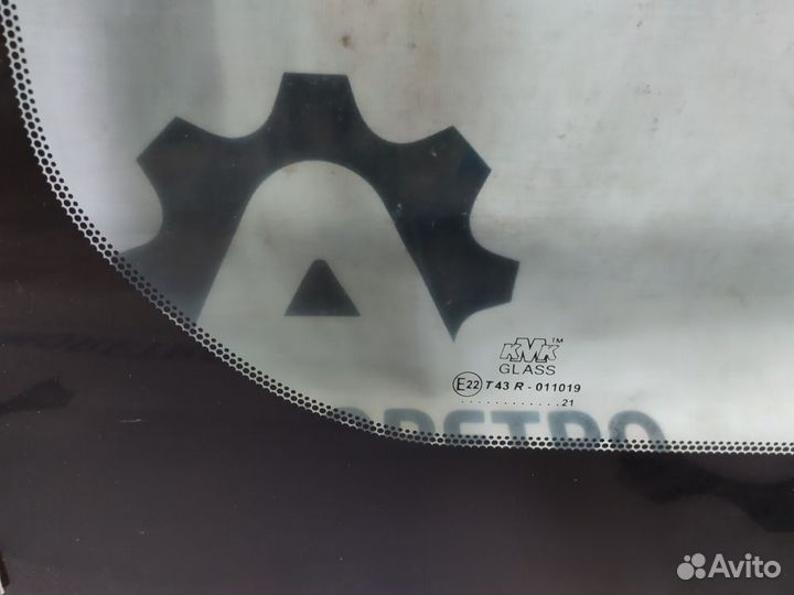 Стекла задних двер. RH/LH Ford Transit (2000-2006)