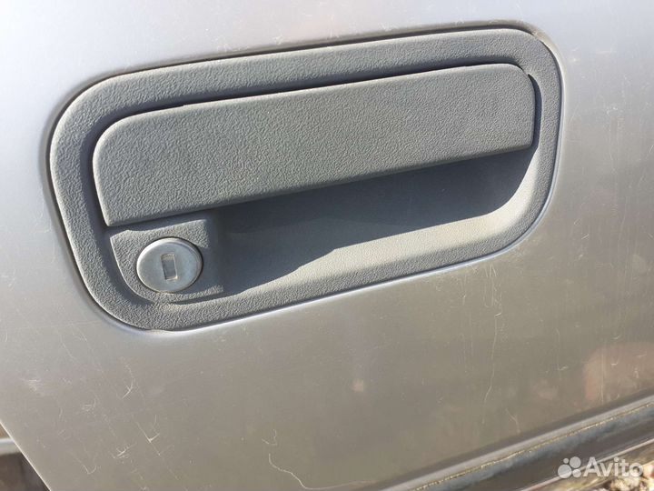 Наружная ручка двери Opel Vectra A