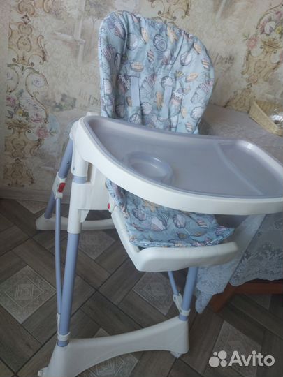 Стульчик для кормления happy baby