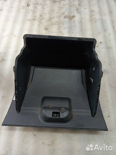 Бардачок передний Ford Fusion универсал 1.4 fxja