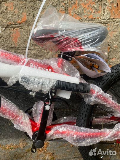 Новый десткий велосипед R20