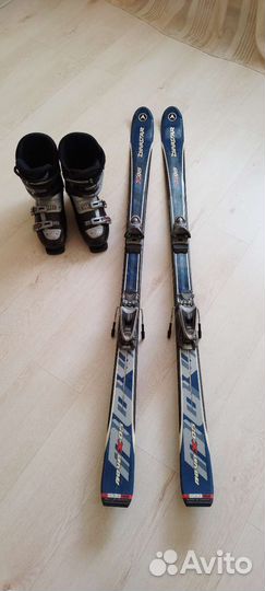 Горные лыжи и ботинки