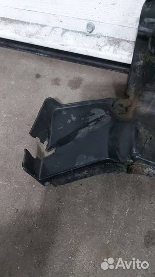 Воздуховод (дефлектор) радиатора Honda HR-V