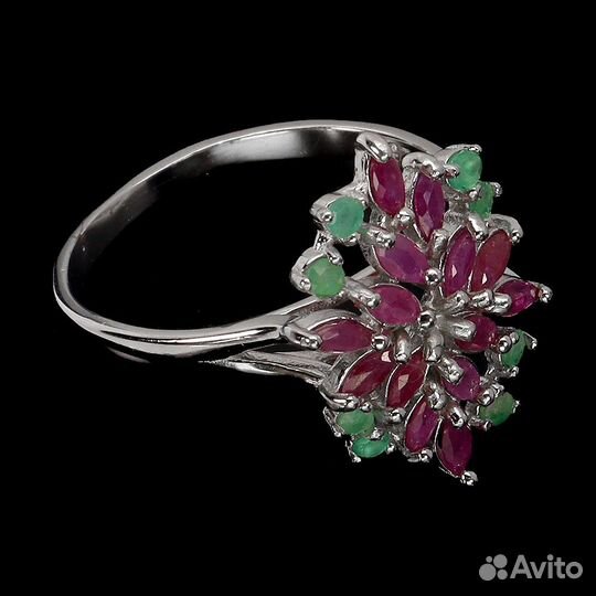 Серебряное кольцо с рубинами и изумрудами