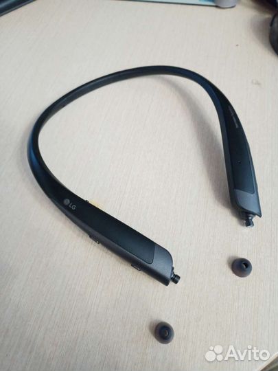 Bluetooth гарнитура LG HBS-1125