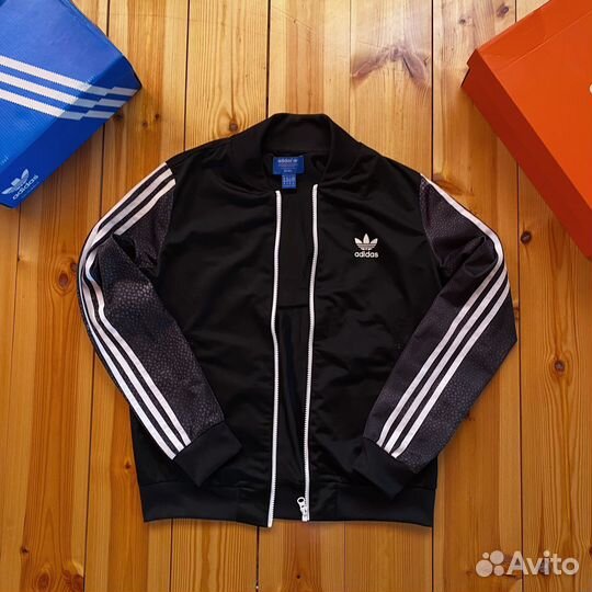 Бомбер Adidas x Rita Ora