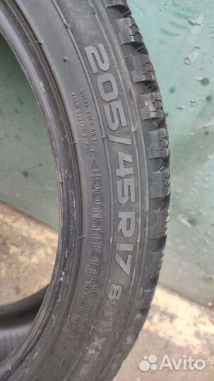 Nokian Tyres Hakkapeliitta 8 205/45 R17 88T