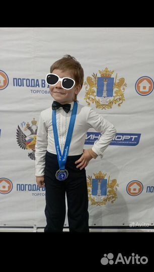 Комбинезон для фигурного катания 122