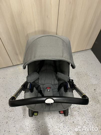 Коляска автокресло doona с базой isofix