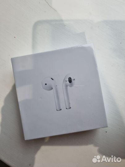 Беспроводные наушники airpods
