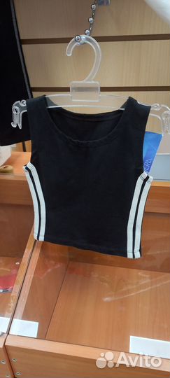 Топ спортивный новый