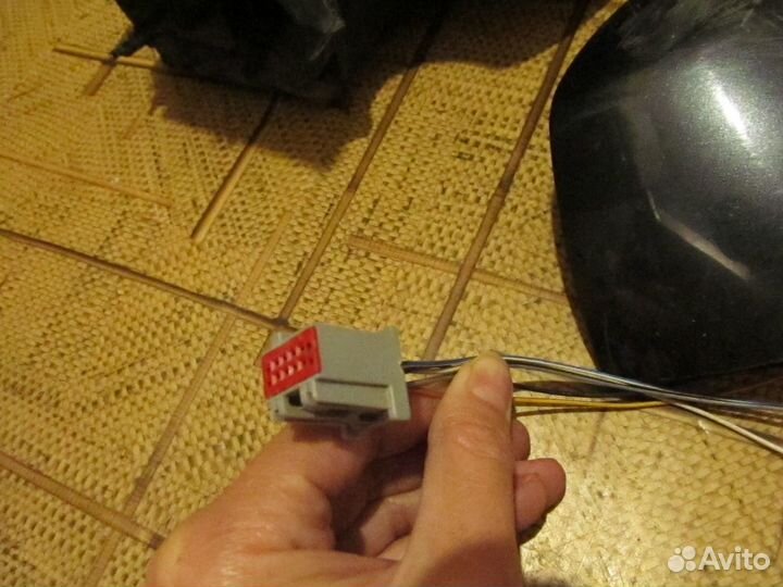 Зеркало заднего вида