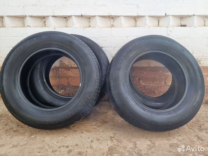 Yokohama Geolandar G033 215/70 R16 100H