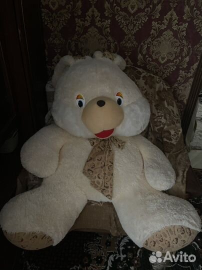 Большие плюшевые медведи