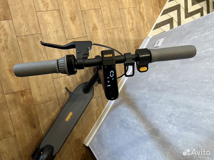 Электросамокат Ninebot kickscooter MAX G30P