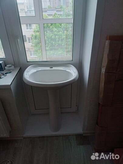 Раковина с тюльпаном
