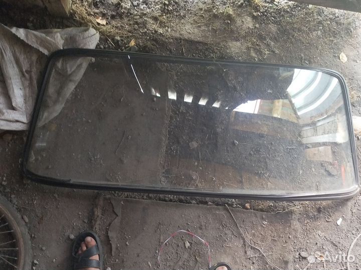 Заднее стекло ваз 2106