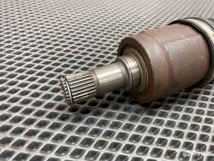 Привод (полуось) в сборе передний левый Honda