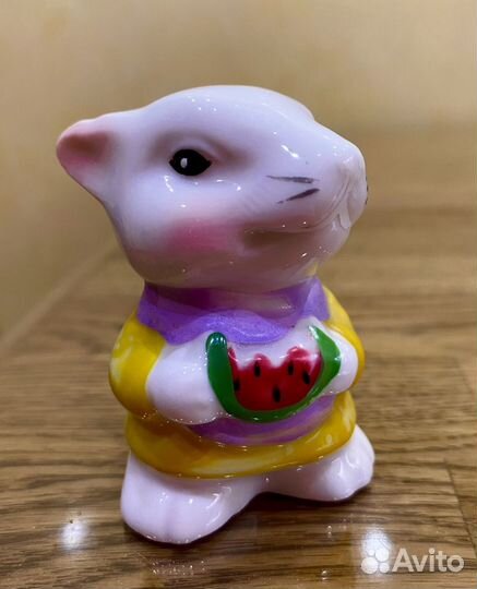 Статуэтка фигурка мышонок