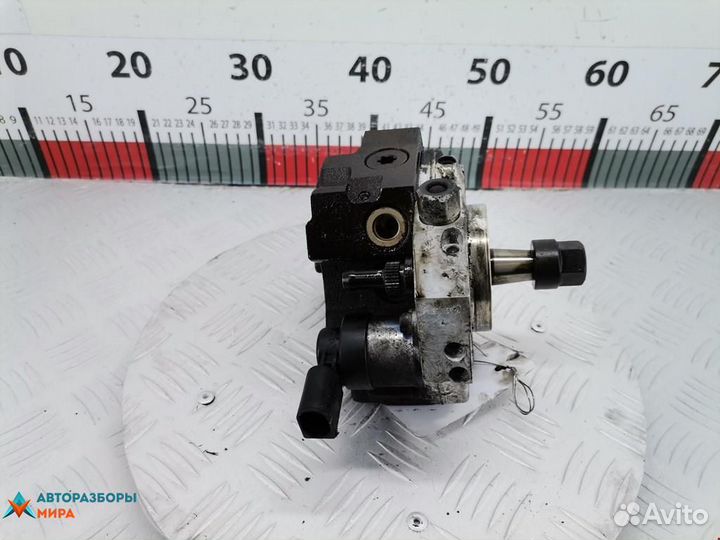 Тнвд BMW 3 E90/E91/E92/E93 2005 13518511824