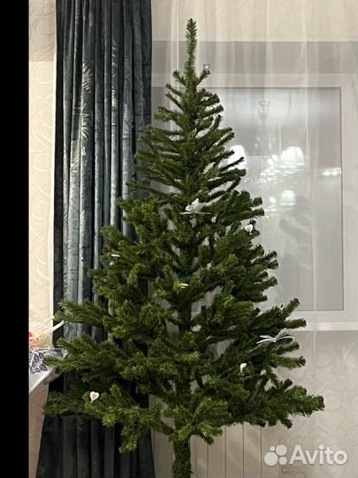Ель искусственная 210