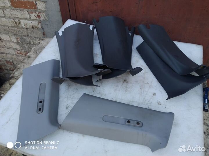 Обшивка стоек Jeep Grand Cherokee zj