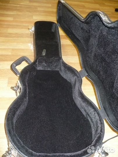 Кейс для электрогитары