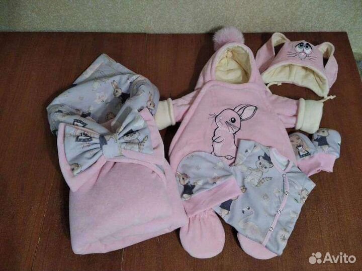 Комплект на выписку для девочки зима