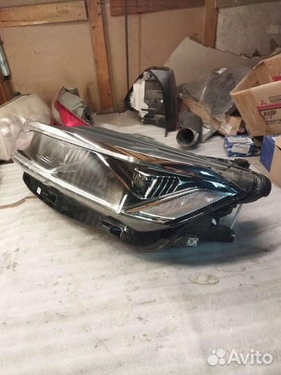 Фара левая Touareg 21г 761941035b full led