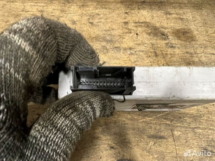 Блок управления бесключевым доступом BMW E60 E70