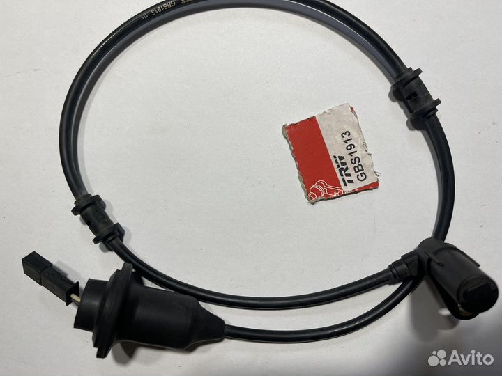 Датчик, частота вращения колеса TRW (трв) GBS1913