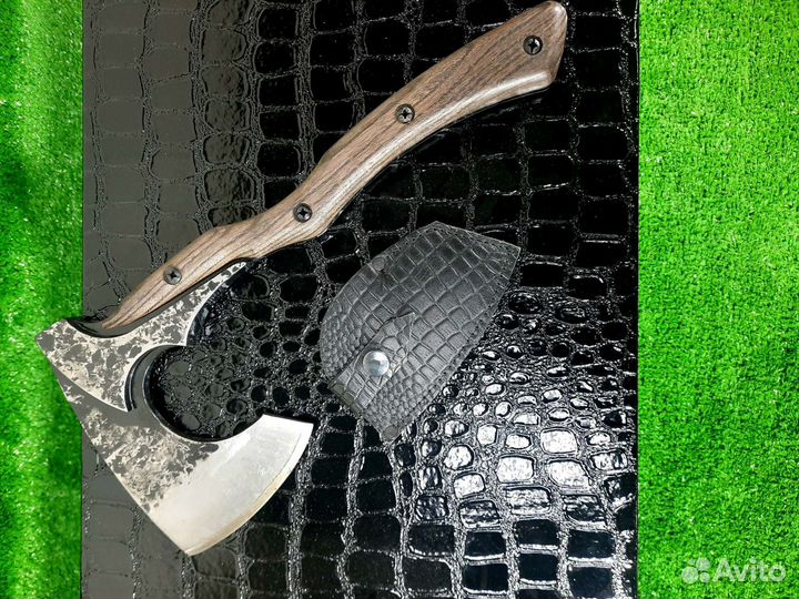 Топор туристический