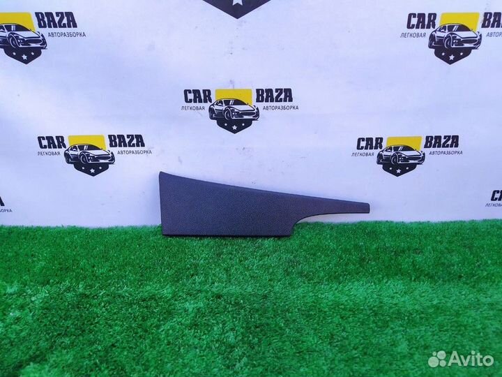 Накладка торпедо левая Ford Mustang