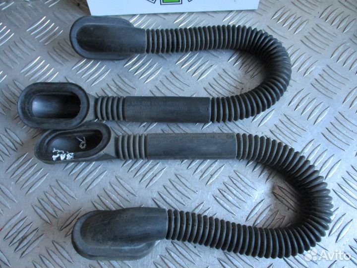 Гофра проводки задней двери Volkswagen Crafter 11г