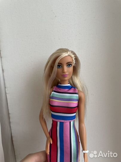 Кукла барби fashionistas