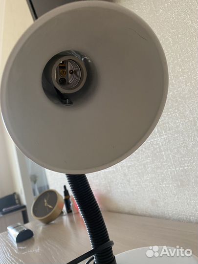 Лампа настольная