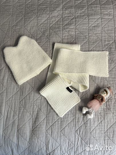 Комплект шапка и шарф