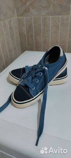 Продам обувь детская