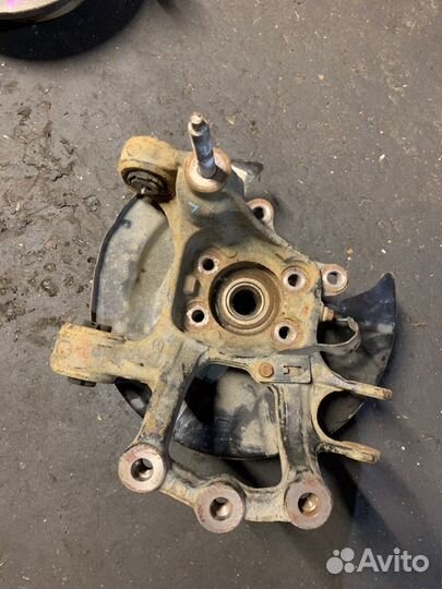 Поворотный кулак задний левый Mazda Cx5 KE shvpts